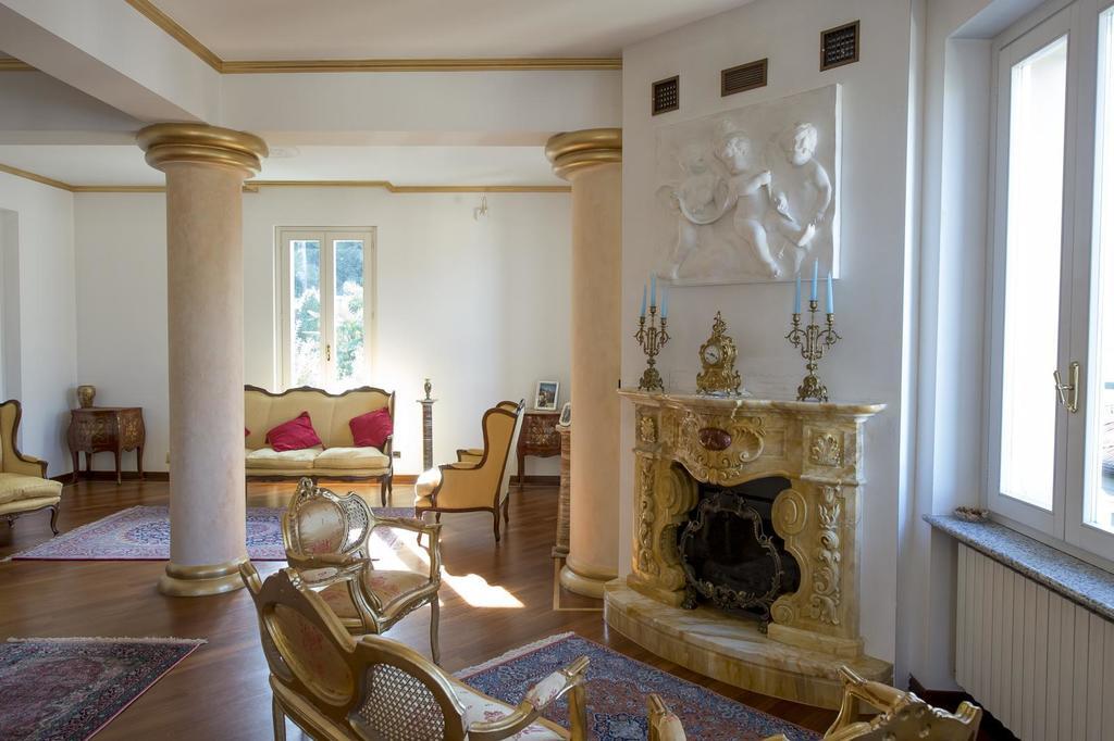 Villa Puccini Bed & Breakfast Lecco Ruang foto