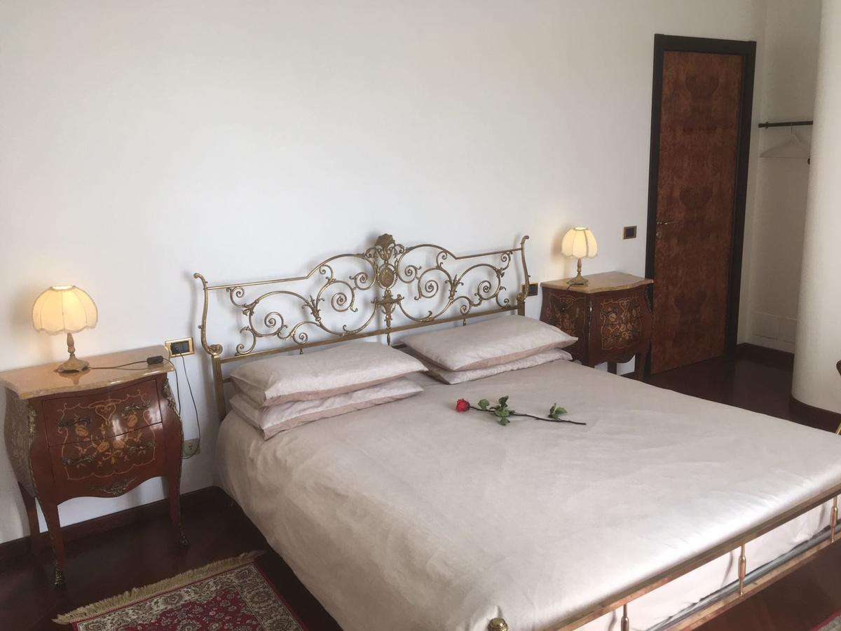 Villa Puccini Bed & Breakfast Lecco Bagian luar foto